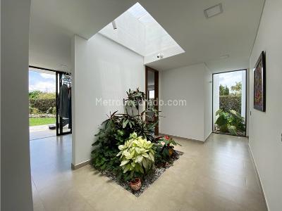 Casa de 4 alcobas en venta en Llanogrande, Rionegro, 423 m² · foto 12 de 20
