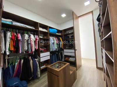 Casa de 4 alcobas en venta en Llanogrande, Rionegro, 423 m² · foto 14 de 20