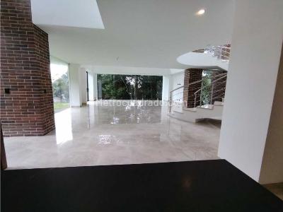 Casa de 5 alcobas en venta en Alto Palmas, Envigado · foto 15 de 20