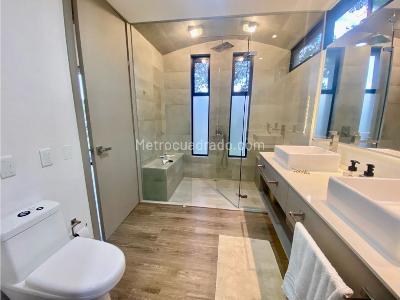 Casa de 4 alcobas en venta en Llanogrande, Rionegro, 360 m² · foto 14 de 20