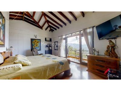 Casa de 5 alcobas en venta en Escobero, Envigado · foto 17 de 20