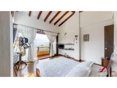 Casa de 5 alcobas en venta en Escobero, Envigado · foto 18 de 20