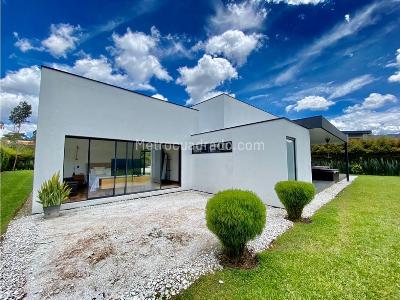 Casa de 3 alcobas en venta en El Tablazo, Rionegro, 479 m² · foto 12 de 20