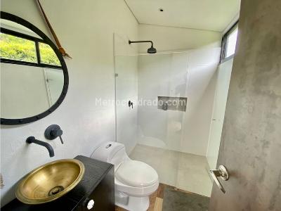 Casa de 3 alcobas en venta en El Tablazo, Rionegro, 479 m² · foto 18 de 20