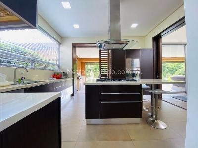 Casa de 4 alcobas en venta en Llanogrande, Rionegro · foto 13 de 20