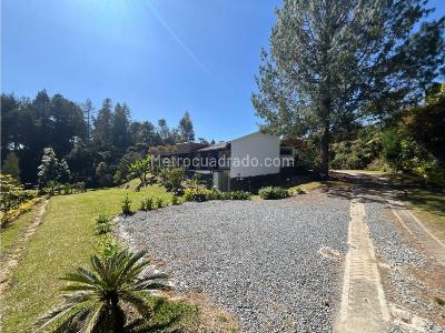 Casa de 3 alcobas en venta en Alto Palmas, Envigado · foto 3 de 18