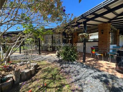 Casa de 3 alcobas en venta en Alto Palmas, Envigado · foto 17 de 18