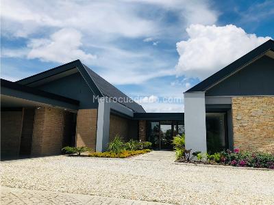 Casa de 4 alcobas en venta en Via San Antonio La Ceja, Rionegro · foto 8 de 20