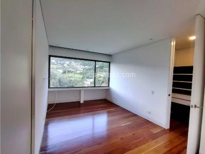 Apartamento en venta en Altos Del Poblado, Medellín · foto 13 de 20