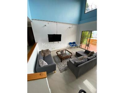 Casa de 4 alcobas en venta en Escobero, Envigado · foto 3 de 20