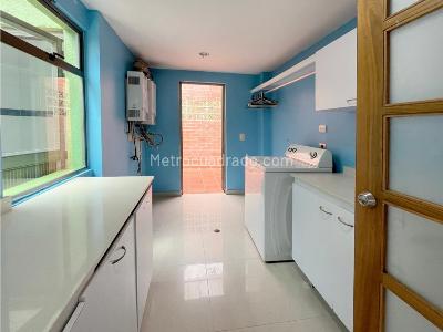 Casa de 4 alcobas en venta en Escobero, Envigado · foto 17 de 20