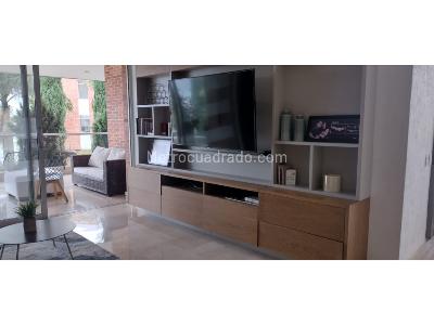 Casa de 4 alcobas en venta en El Poblado, Medellín, 680 m² · foto 6 de 20