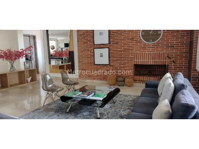 Casa de 4 alcobas en venta en El Poblado, Medellín, 680 m² · foto 9 de 20