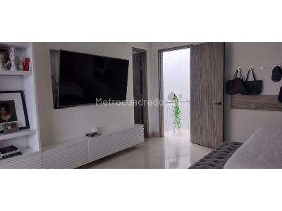 Casa de 4 alcobas en venta en El Poblado, Medellín, 680 m² · foto 15 de 20