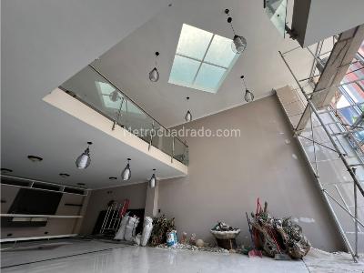 Casa de 5 alcobas en venta en Sabaneta, Medellín, 856 m² · foto 19 de 20