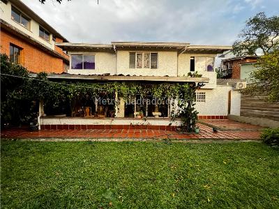 Casa de 5 alcobas en venta en El Poblado, Medellín, 500 m² · foto 18 de 19