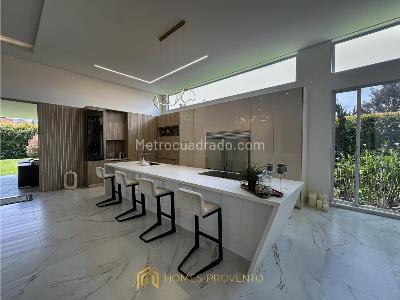 Casa de 3 alcobas en venta en Llanogrande, Rionegro, 1930 m² · foto 9 de 20