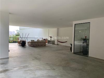 Casa de 4 alcobas en venta en El Poblado, Medellín, 720 m² · foto 11 de 20