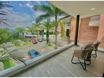 Casa de 4 alcobas en venta en El Poblado, Medellín, 720 m² · foto 12 de 20