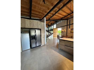 Casa de 5 alcobas en venta en Via Rionegro La Ceja, Rionegro · foto 14 de 20