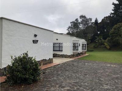 Casa de 4 alcobas en venta en Vereda Sajonia, Rionegro, 250 m² · foto 2 de 18