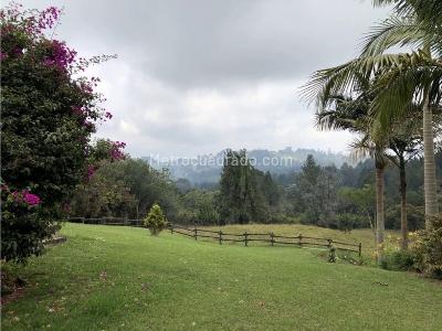 Casa de 4 alcobas en venta en Vereda Sajonia, Rionegro, 250 m² · foto 12 de 18