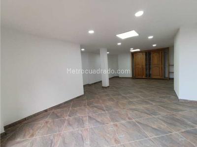 Casa de 4 alcobas en venta en Escobero, Envigado, 698 m² · foto 7 de 20