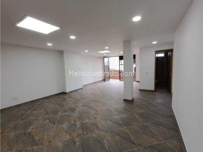 Casa de 4 alcobas en venta en Escobero, Envigado, 698 m² · foto 8 de 20