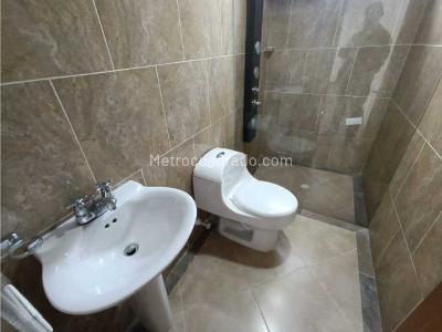 Casa de 4 alcobas en venta en Escobero, Envigado, 698 m² · foto 9 de 20