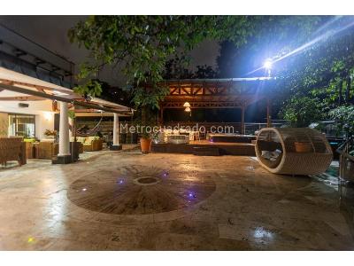 Casa de 5 alcobas en venta en Poblado El Campestre, Medellín, 587 m² · foto 8 de 20