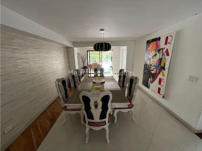 Casa de 5 alcobas en venta en Poblado El Campestre, Medellín, 587 m² · foto 17 de 20