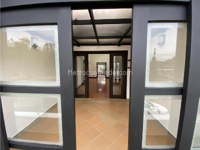 Casa de 4 alcobas en venta en Llanogrande, Rionegro · foto 19 de 20