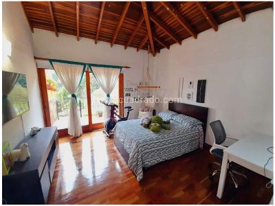 Casa de 4 alcobas en venta en Envigado, Medellín, 520 m² · foto 8 de 20