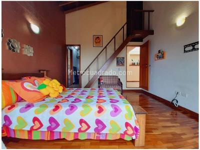 Casa de 4 alcobas en venta en Envigado, Medellín, 520 m² · foto 18 de 20