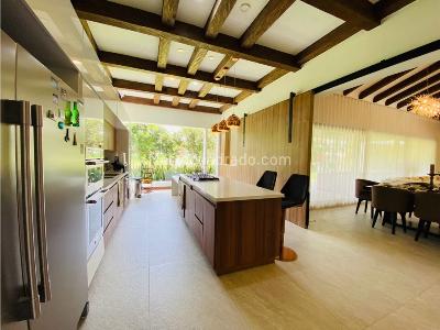 Casa de 4 alcobas en venta en Llanogrande, Rionegro, 430 m² · foto 2 de 20
