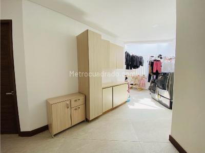 Casa de 4 alcobas en venta en Llanogrande, Rionegro, 430 m² · foto 3 de 20