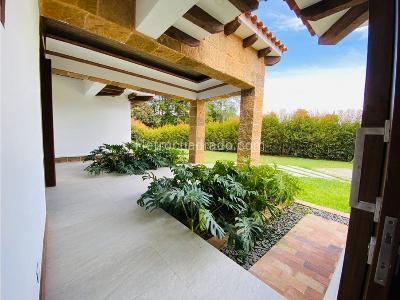 Casa de 4 alcobas en venta en Llanogrande, Rionegro, 430 m² · foto 10 de 20