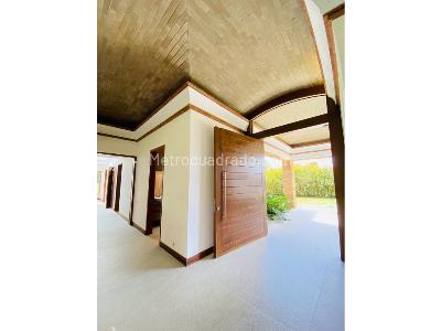 Casa de 4 alcobas en venta en Llanogrande, Rionegro, 430 m² · foto 15 de 20