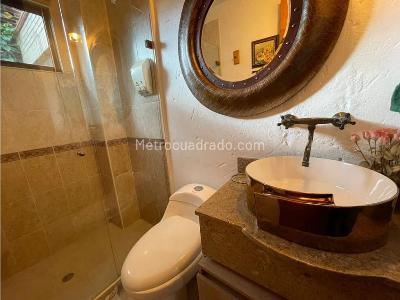 Casa de 5 alcobas en venta en El Chocho, Envigado, 550 m² · foto 6 de 20