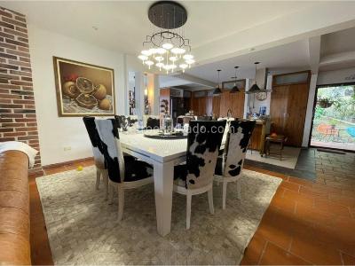 Casa de 5 alcobas en venta en El Chocho, Envigado, 550 m² · foto 20 de 20