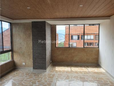 Apartamento de 3 alcobas en venta en Poblado San Lucas, Medellín, 140 m² · foto 3 de 14