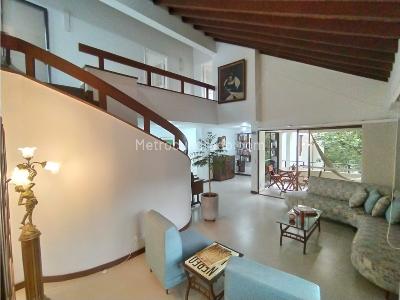 Apartamento de 4 alcobas en venta en Envigado, Envigado, 300 m² · foto 3 de 20