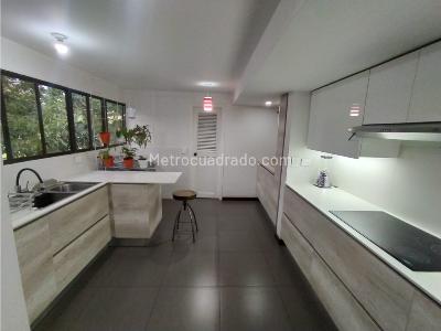 Apartamento de 4 alcobas en venta en Envigado, Envigado, 300 m² · foto 4 de 20