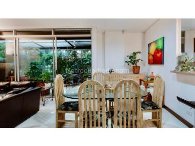 Apartamento de 3 alcobas en venta en El Poblado, Medellín, 200 m² · foto 3 de 18
