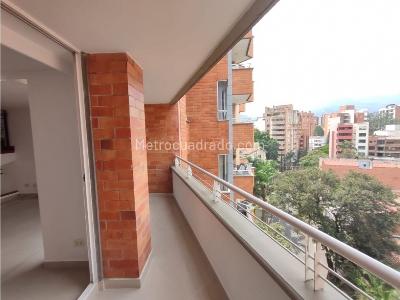 Apartamento en venta en Laureles, Medellín · foto 2 de 18