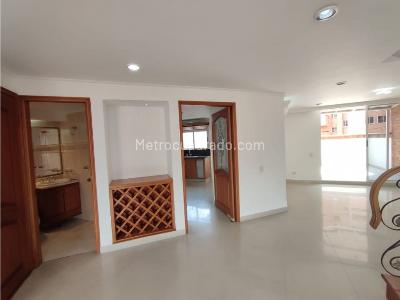 Apartamento en venta en Laureles, Medellín · foto 4 de 18