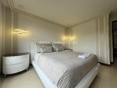 Apartamento de 3 alcobas en venta en El Poblado, Medellín, 186 m² · foto 11 de 20