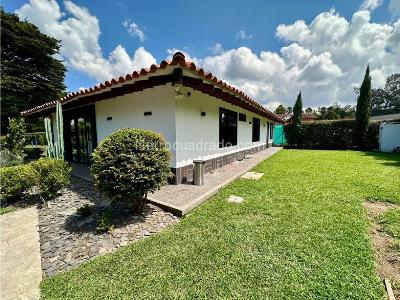 Casa de 3 alcobas en venta en Llanogrande, Rionegro, 300 m² · foto 4 de 7
