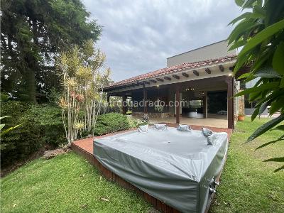 Casa de 3 alcobas en venta en Llanogrande, Rionegro, 450 m² · foto 3 de 20