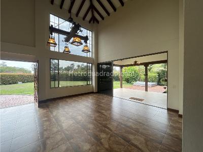 Casa de 3 alcobas en venta en Llanogrande, Rionegro, 450 m² · foto 5 de 20